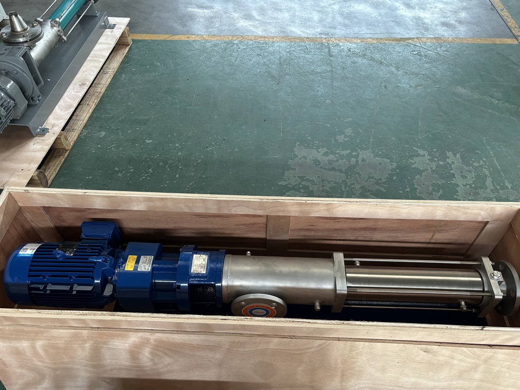 food screw pump SMC.jpg