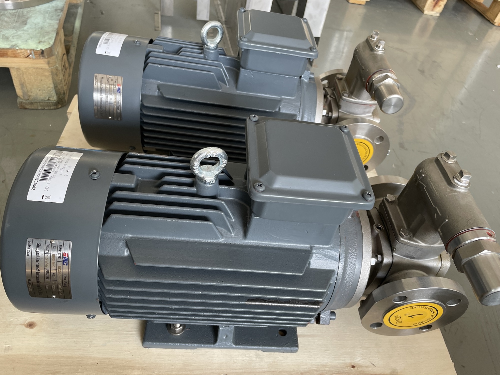 gear pump.jpg